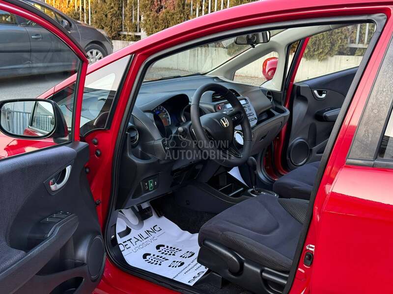 Honda Jazz 1.3 matik.hybrid