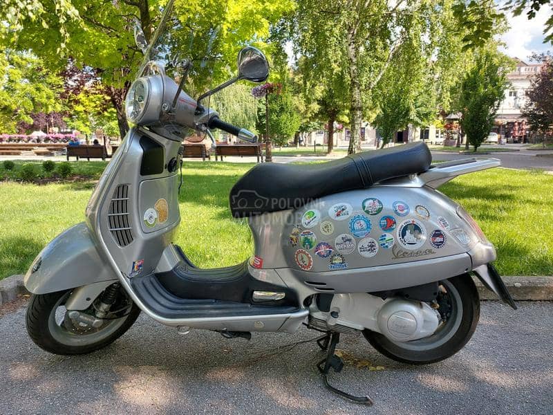 Vespa Piaggio GT  200L