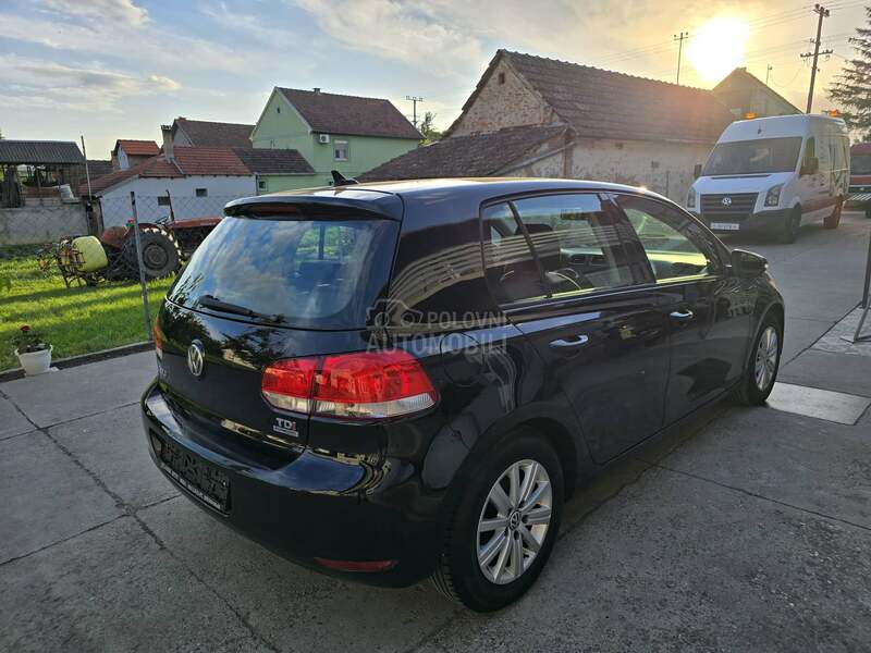 Volkswagen Golf 6 1.6 TDI//HIGHLINE//