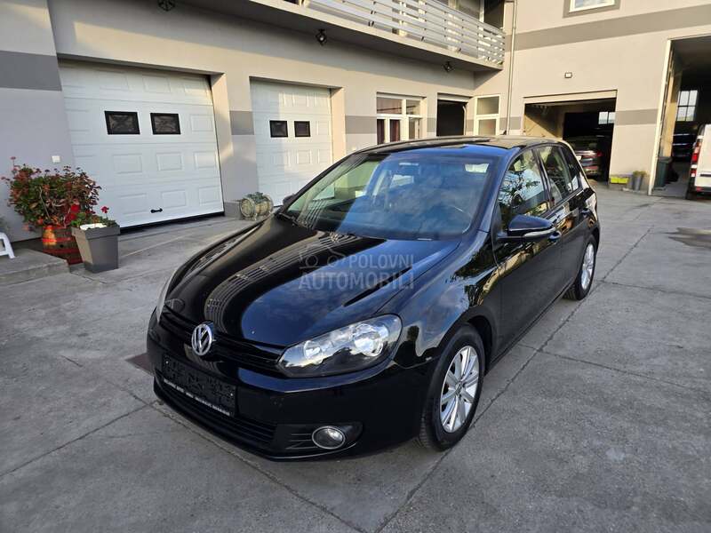 Volkswagen Golf 6 1.6 TDI//HIGHLINE//