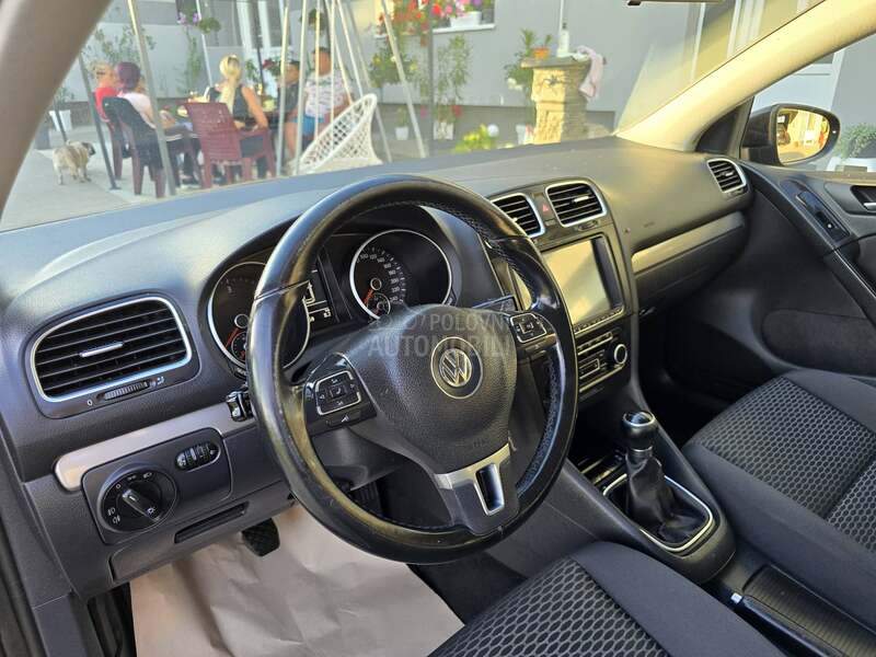 Volkswagen Golf 6 1.6 TDI//HIGHLINE//