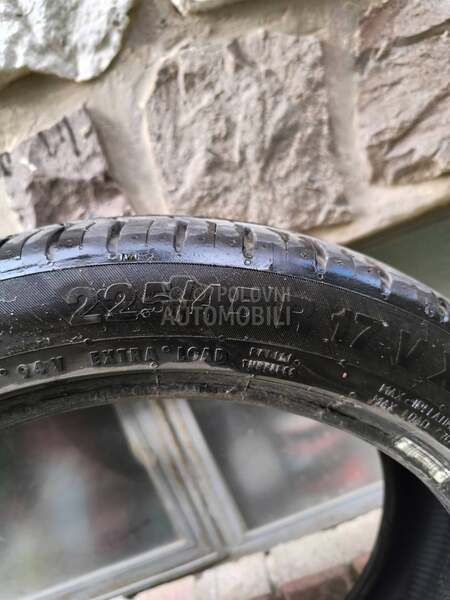 Continental 225/45 R17 Letnja