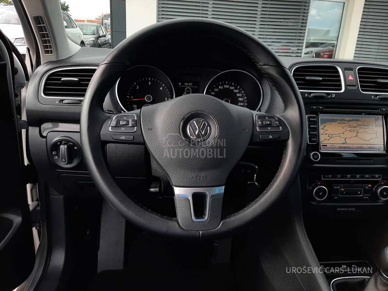 Volkswagen Golf 6 1.6TDI 4x4 CH