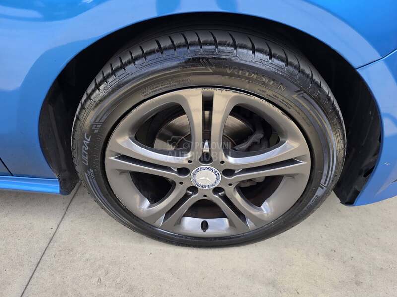 Mercedes Benz A 180 CDI PANO AVANTGARDE