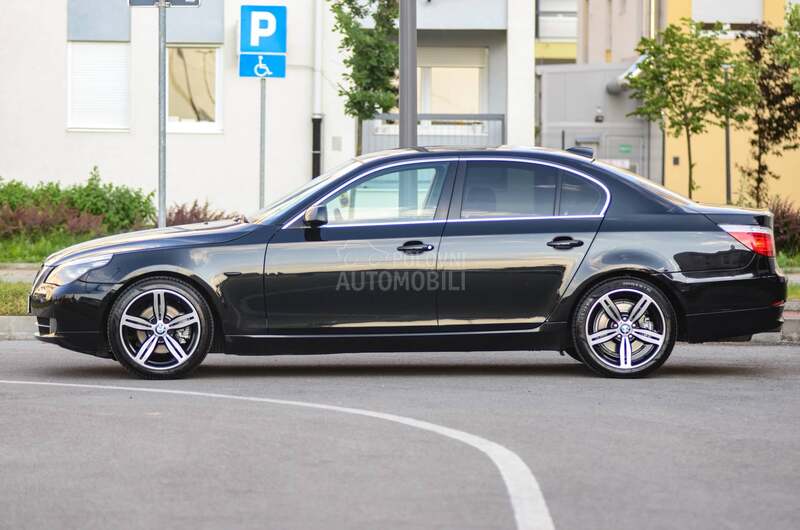 BMW 520 