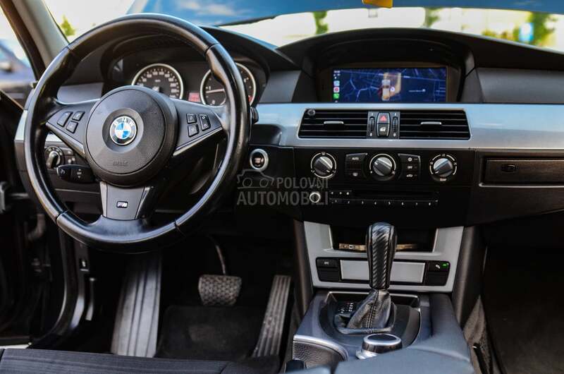 BMW 520 