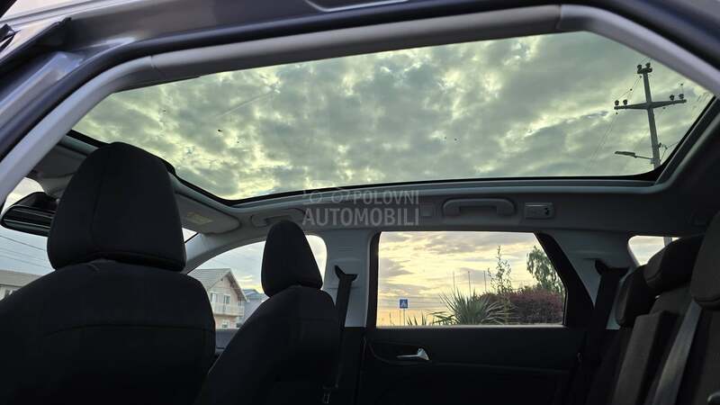 Peugeot 308 1.6 eHDI PANOR