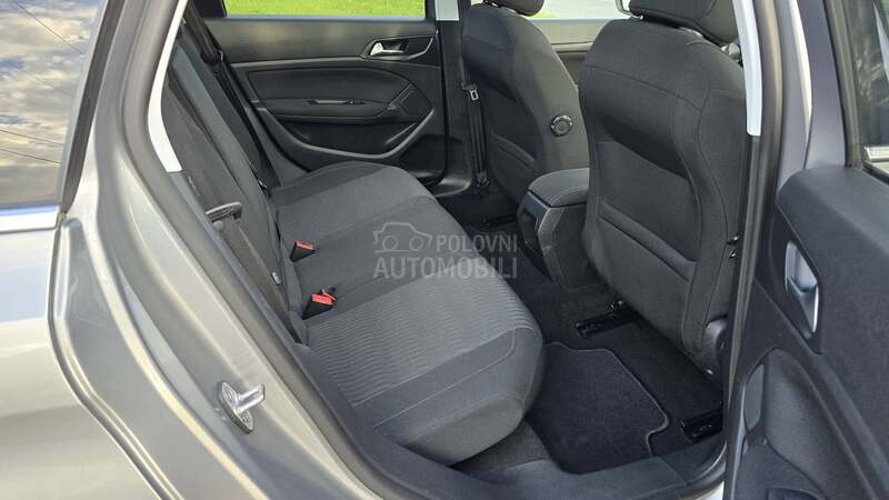 Peugeot 308 1.6 eHDI PANOR