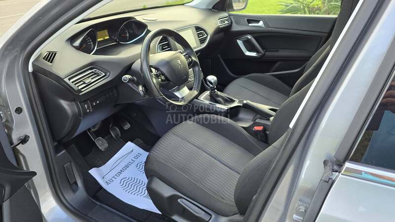 Peugeot 308 1.6 eHDI PANOR