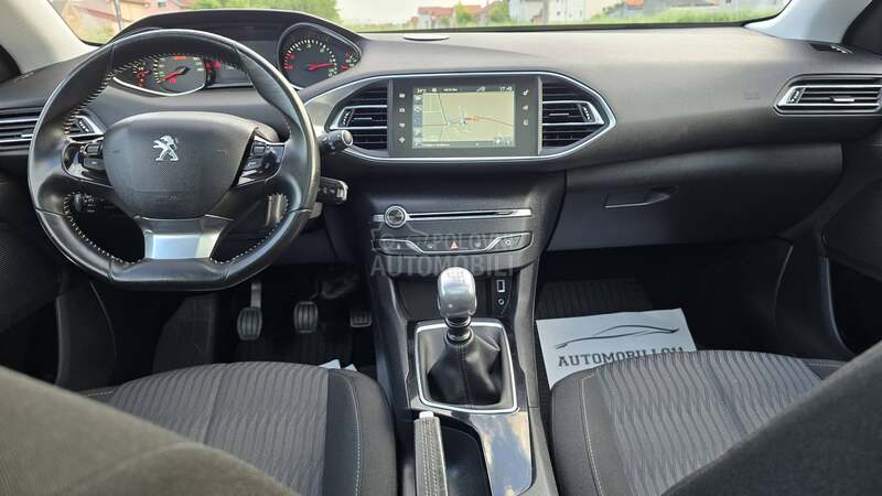 Peugeot 308 1.6 eHDI PANOR