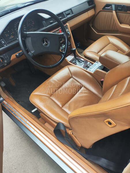 Mercedes Benz W124 