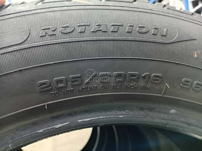 Fulda 205/60 R16 Zimska