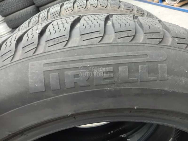 Pirelli 205/60 R17 Zimska