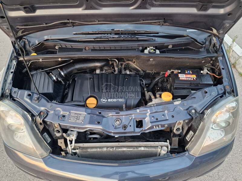 Opel Meriva 1.8