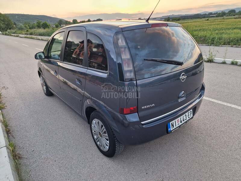 Opel Meriva 1.8