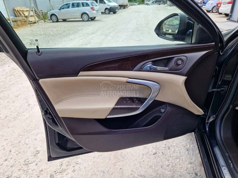 Opel Insignia 2.0 cdti