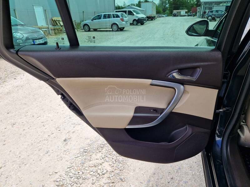 Opel Insignia 2.0 cdti