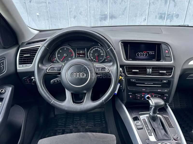 Audi Q5 S-LINE/4x4/LED