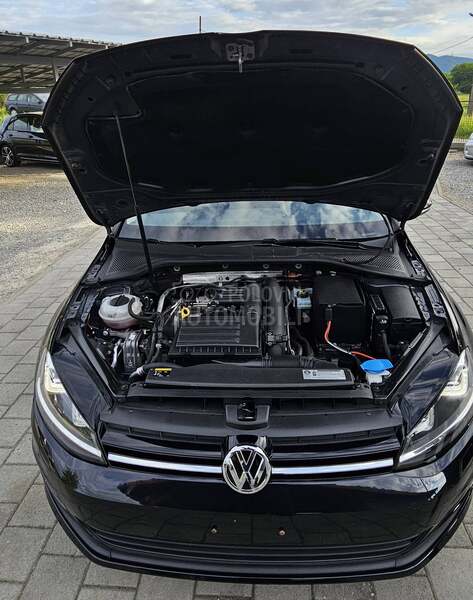 Volkswagen Golf 7 1.4 TSI LOUNGE