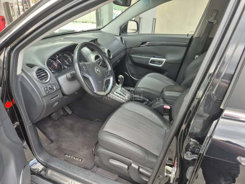 Opel Antara 