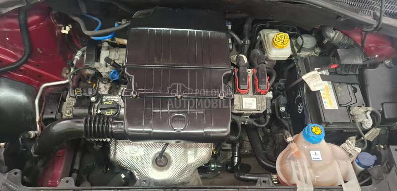 Fiat Grande Punto 1.2 b 8V