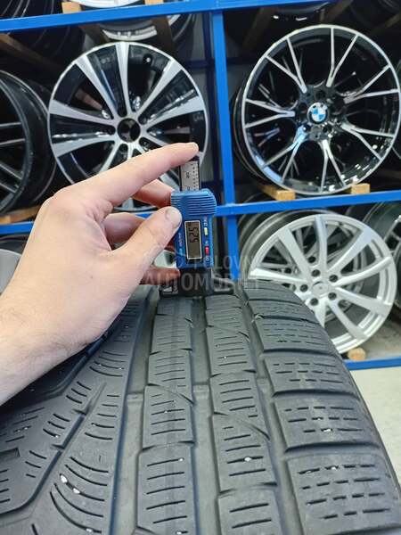 Pirelli 235/55 R18 Zimska