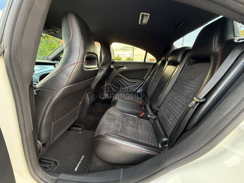 Mercedes Benz CLA 220 cdi AMG/LED