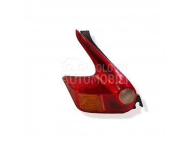 Levo stop svetlo za Nissan Juke od 2010. do 2018. god.