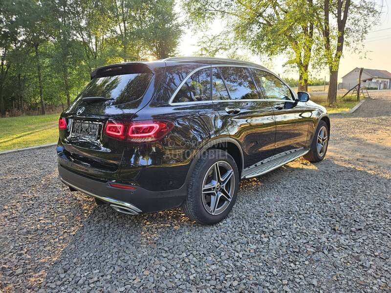 Mercedes Benz GLC 300 DE AMG LINE EQ 4mati