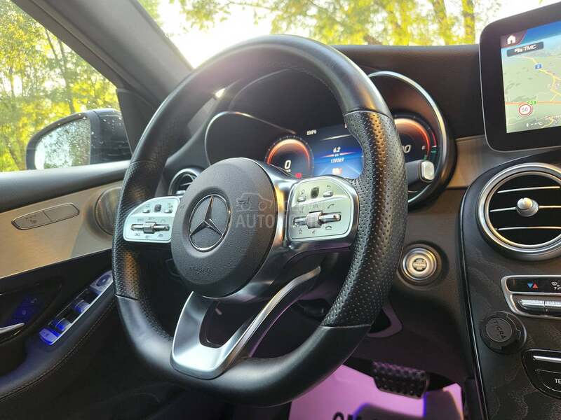 Mercedes Benz GLC 300 DE AMG LINE EQ 4mati