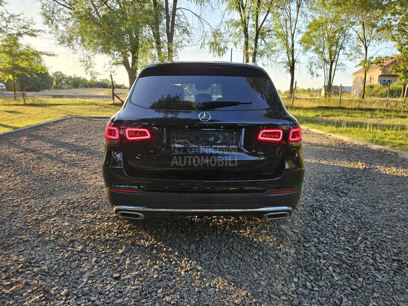 Mercedes Benz GLC 300 DE AMG LINE EQ 4mati