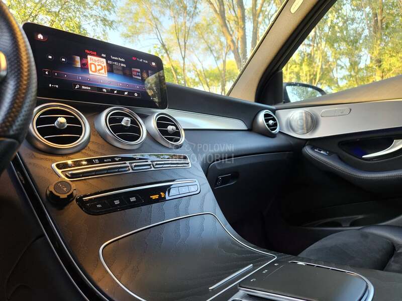 Mercedes Benz GLC 300 DE AMG LINE EQ 4mati