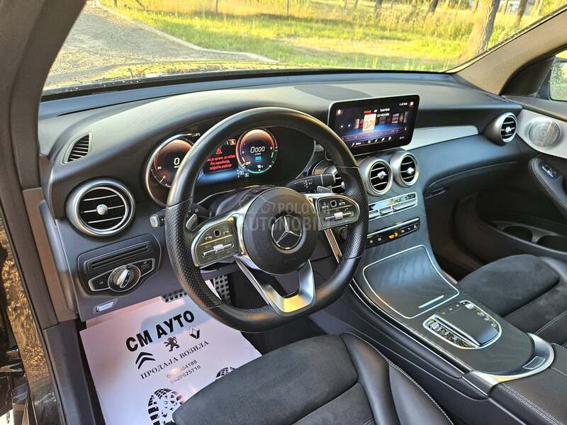 Mercedes Benz GLC 300 DE AMG LINE EQ 4mati