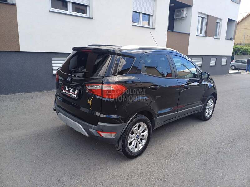 Ford EcoSport 1.5TDCI/TITANIUM/