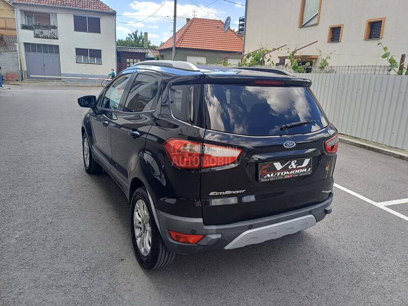 Ford EcoSport 1.5TDCI/TITANIUM/