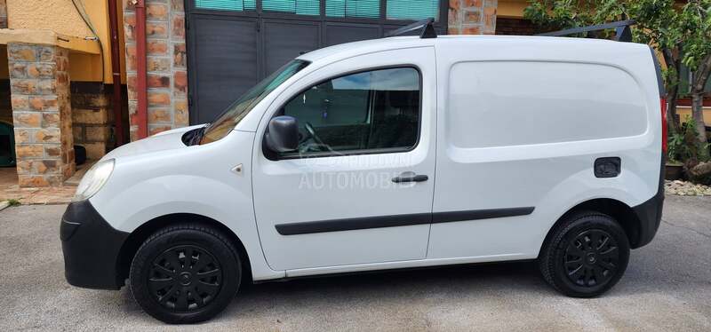Renault Kangoo poovoljno
