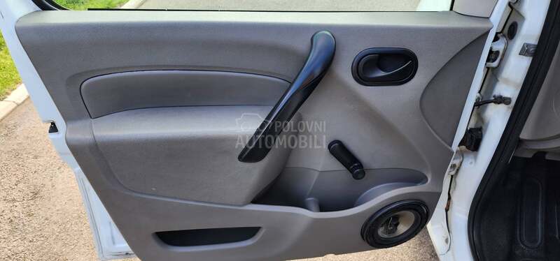 Renault Kangoo poovoljno