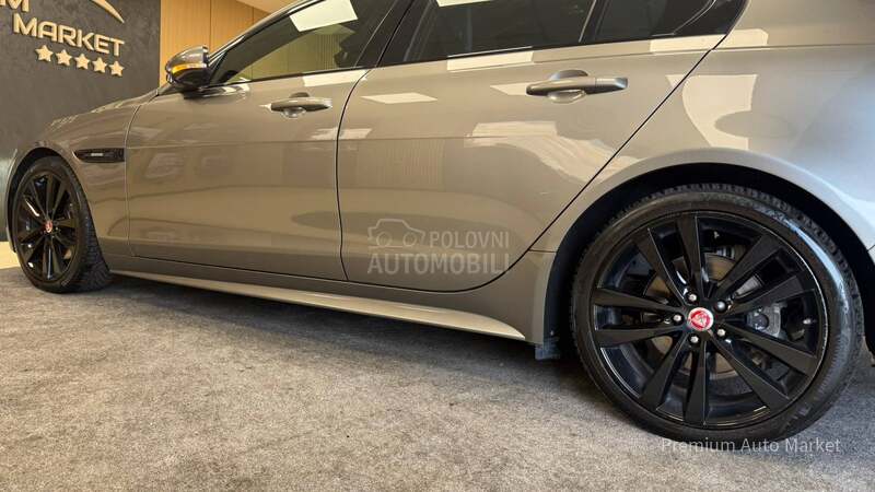 Jaguar XE //2.0D/R-SPORT/NOV