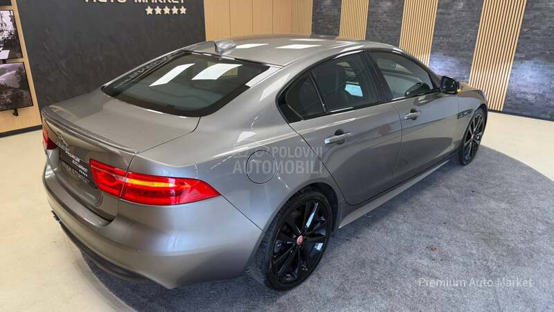 Jaguar XE //2.0D/R-SPORT/NOV