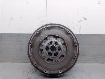 Zamajac za Nissan Juke od 2010. do 2018. god.