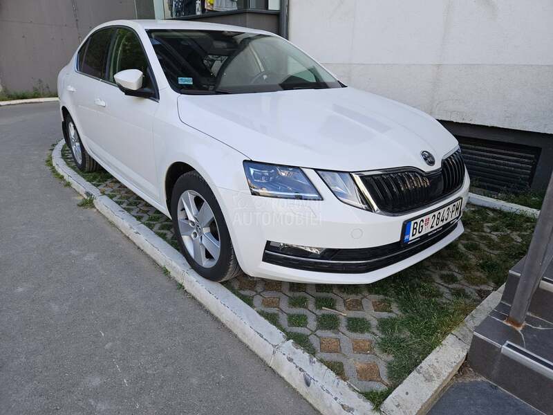 Škoda Octavia 1.6 TDI STYLE
