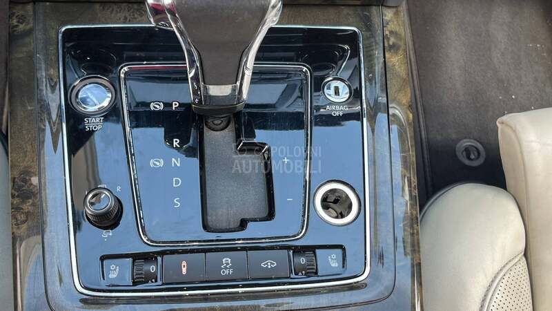 Volkswagen Phaeton LONG/EXCLUSIVE/V6