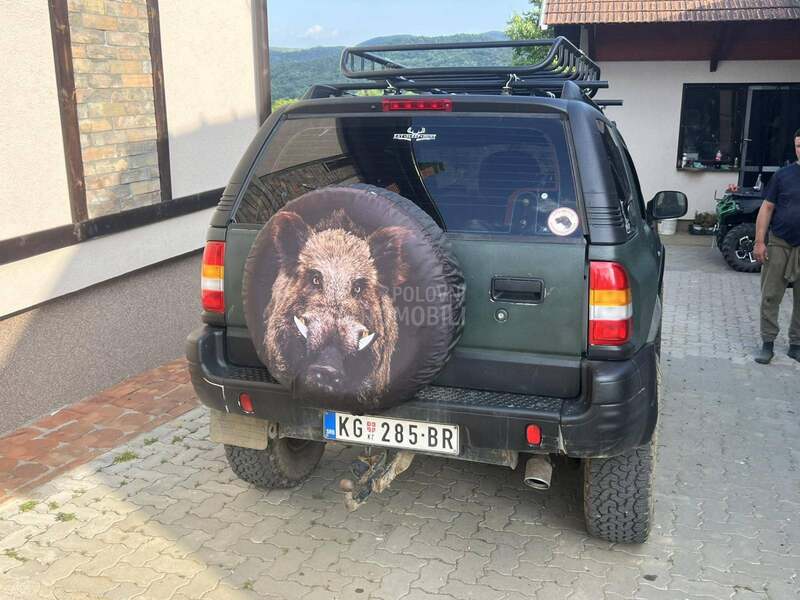 Opel Frontera 2.2