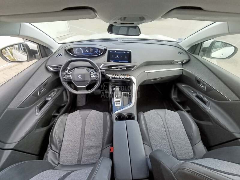 Peugeot 5008 1.5 HDi