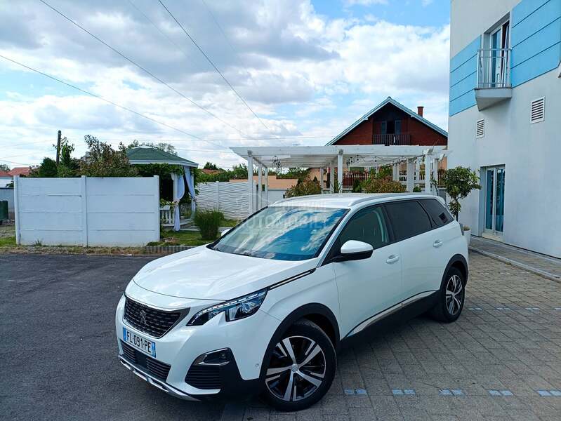 Peugeot 5008 1.5 HDi
