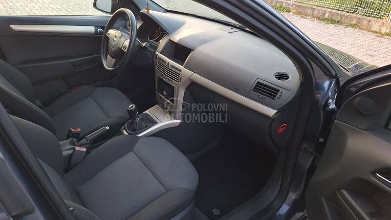 Opel Astra H KEYLESS GO