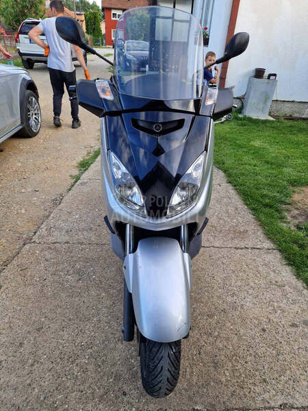 Yamaha X max 125