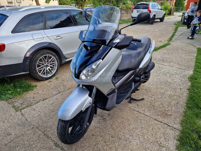 Yamaha X max 125
