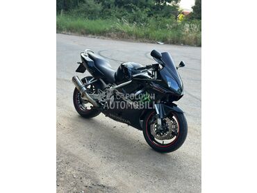 Honda CBR F4i
