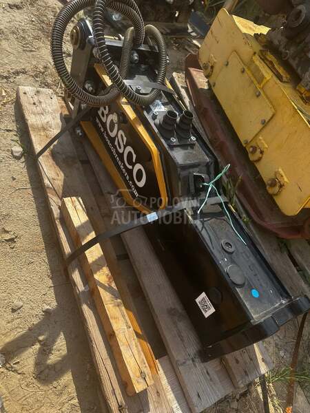 JCB Cekic za mini bager